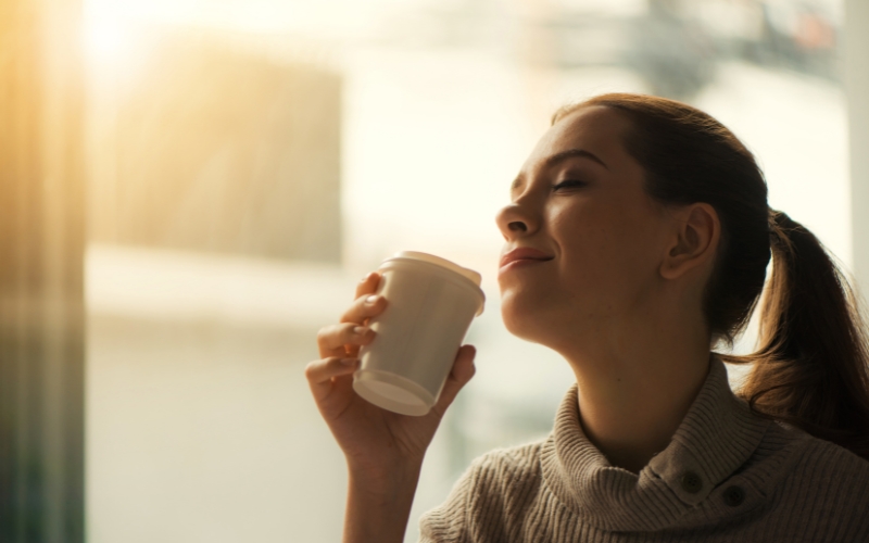 Cà phê và trà xanh là hai loại đồ uống có thể hỗ trợ cho việc giảm cân
